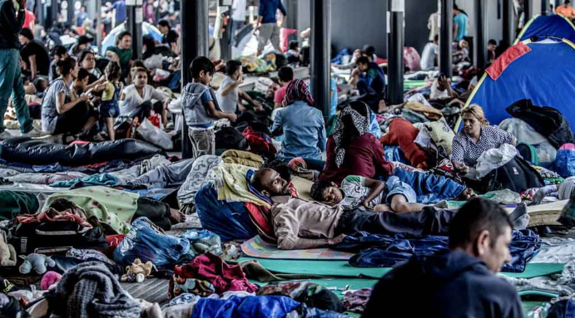 From Wildfires to ICE Raids, California’s Digital Divide Endangers Lives